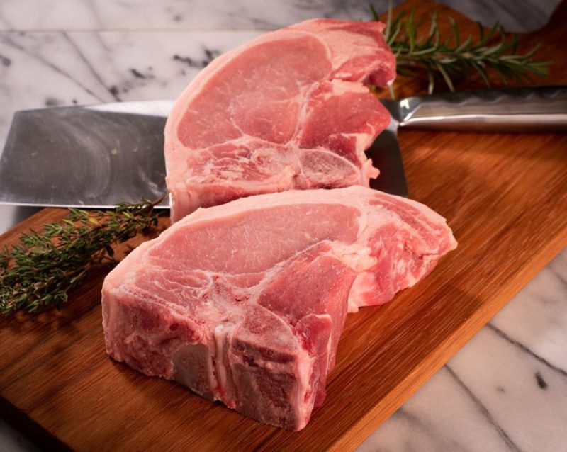 Gloucester old spot pork loin chops ( 4 per pack )